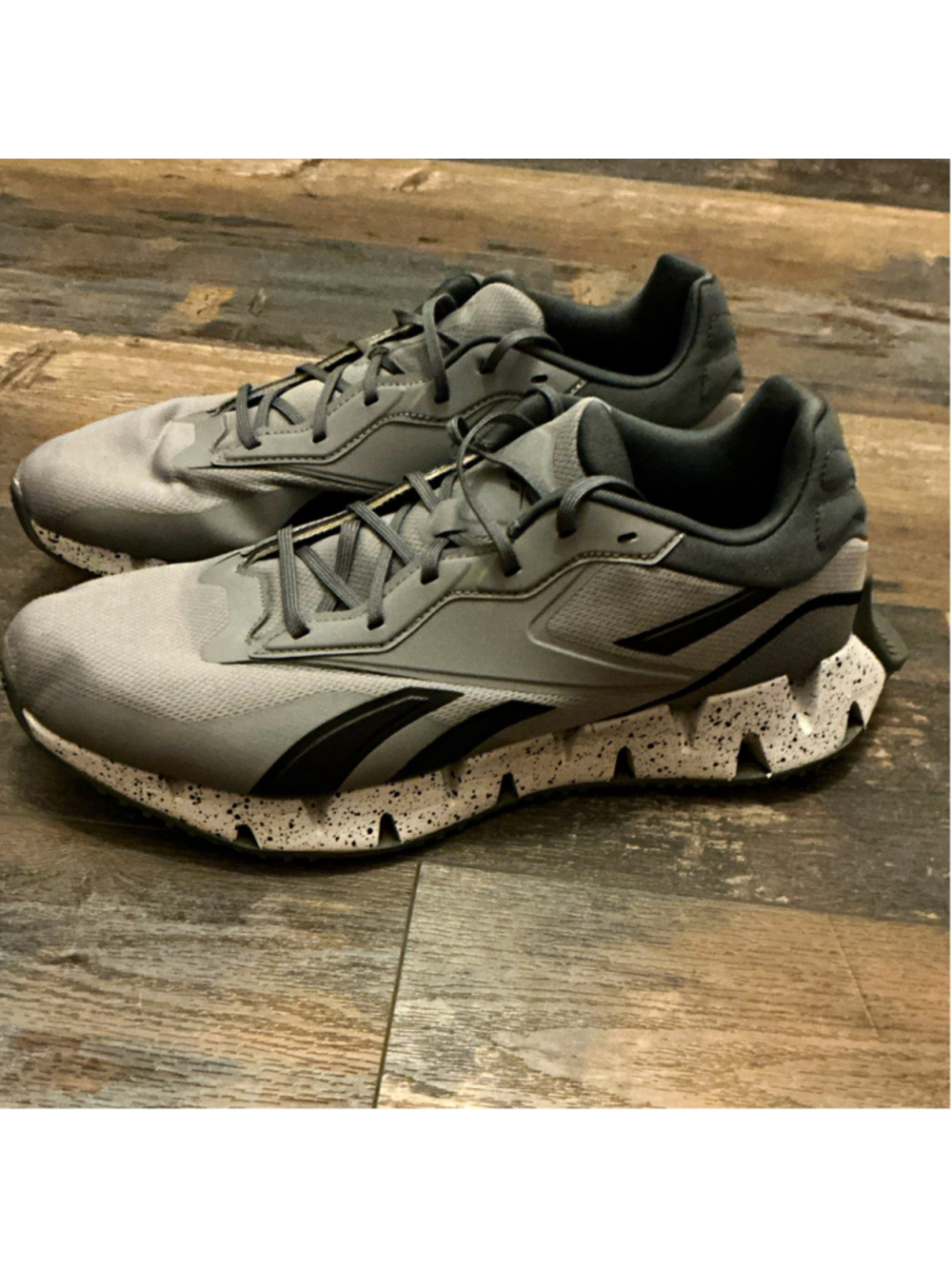 Reebok Men’s Zig Dynamica 4 Pure Grey Black Low Top Lace-Up Mesh Sneaker